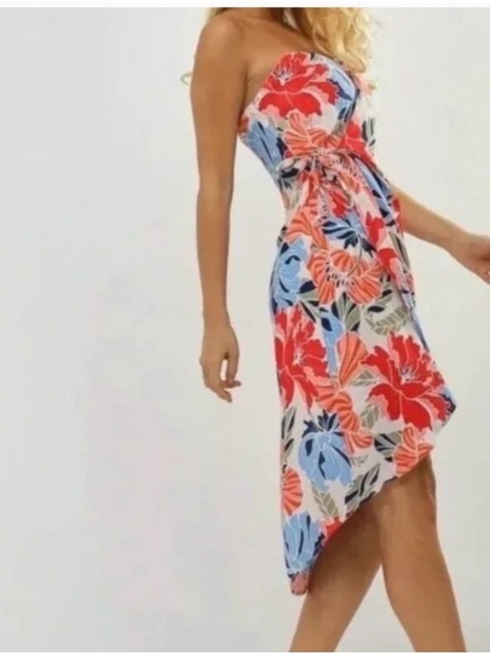 Astr JOSEFINE Floral Strapless Asymmetrical Dress in Red & Blue